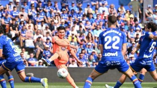 在线电竞-世体：巴尔德吉进攻端表现不够果敢，弗里克需决定是否使用他