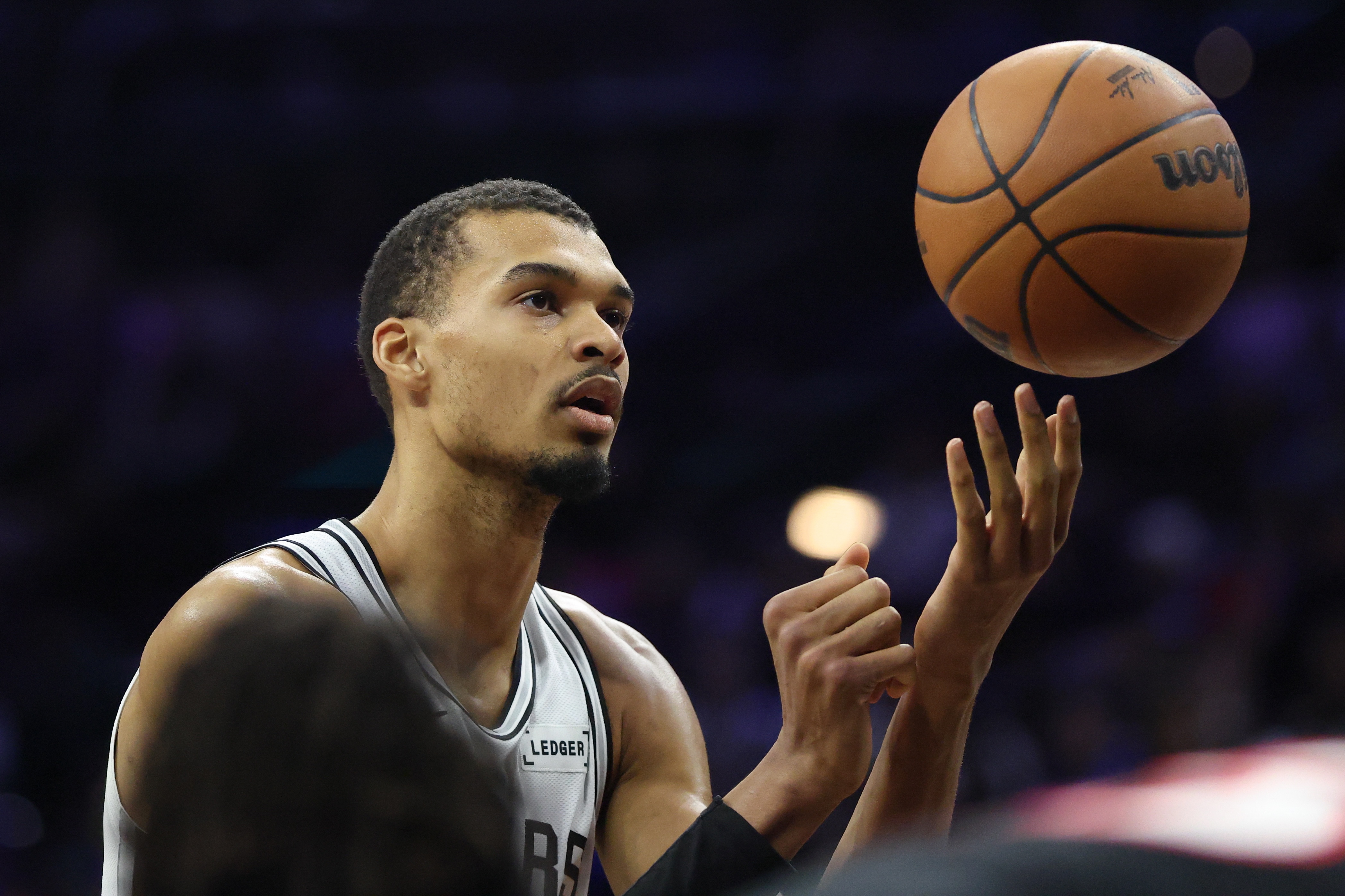 电竞赛事-文班亚马：绿军不是最强阵容&amp;比赛条件有些特殊 即使赢球也需反思